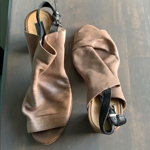 Italian leather STeVEN by Steve Madden slide/heels